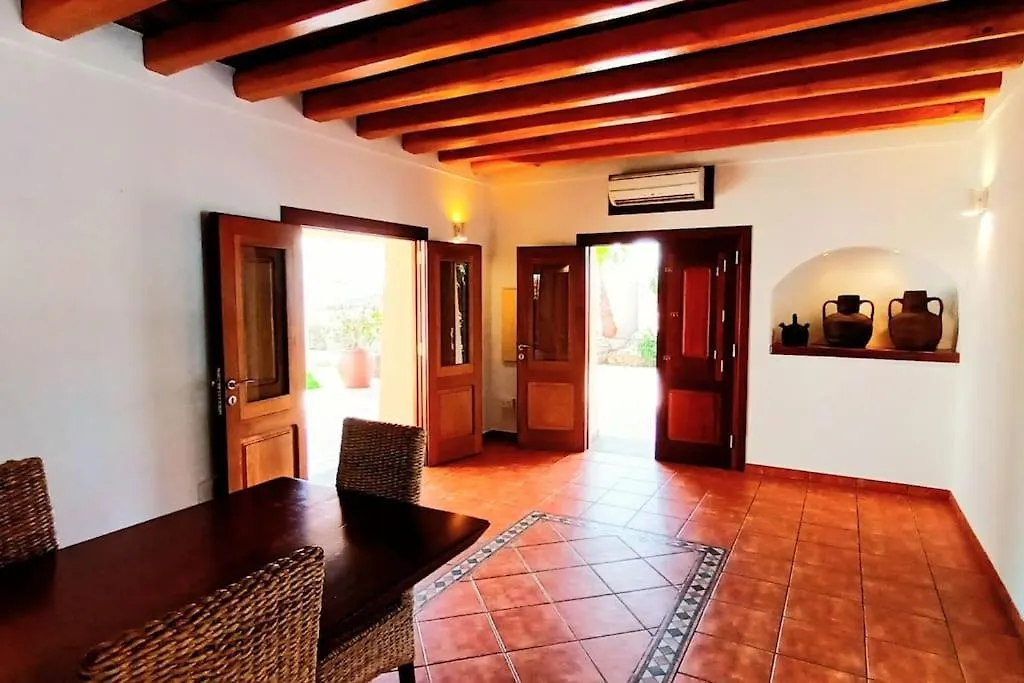 Holiday home Casa Bet Con Piscina Y Jardin. Villa Sant Miquel De Balansat