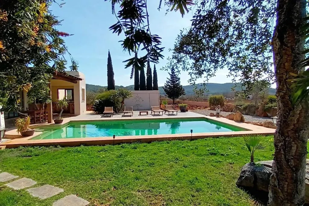 Casa Bet Con Piscina Y Jardin. Villa Sant Miquel De Balansat Holiday home